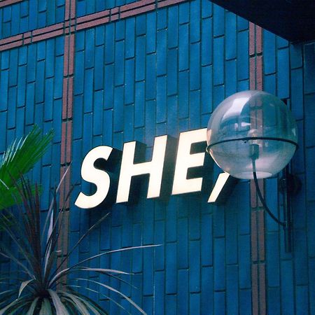 Hotel She, Osaka Luaran gambar