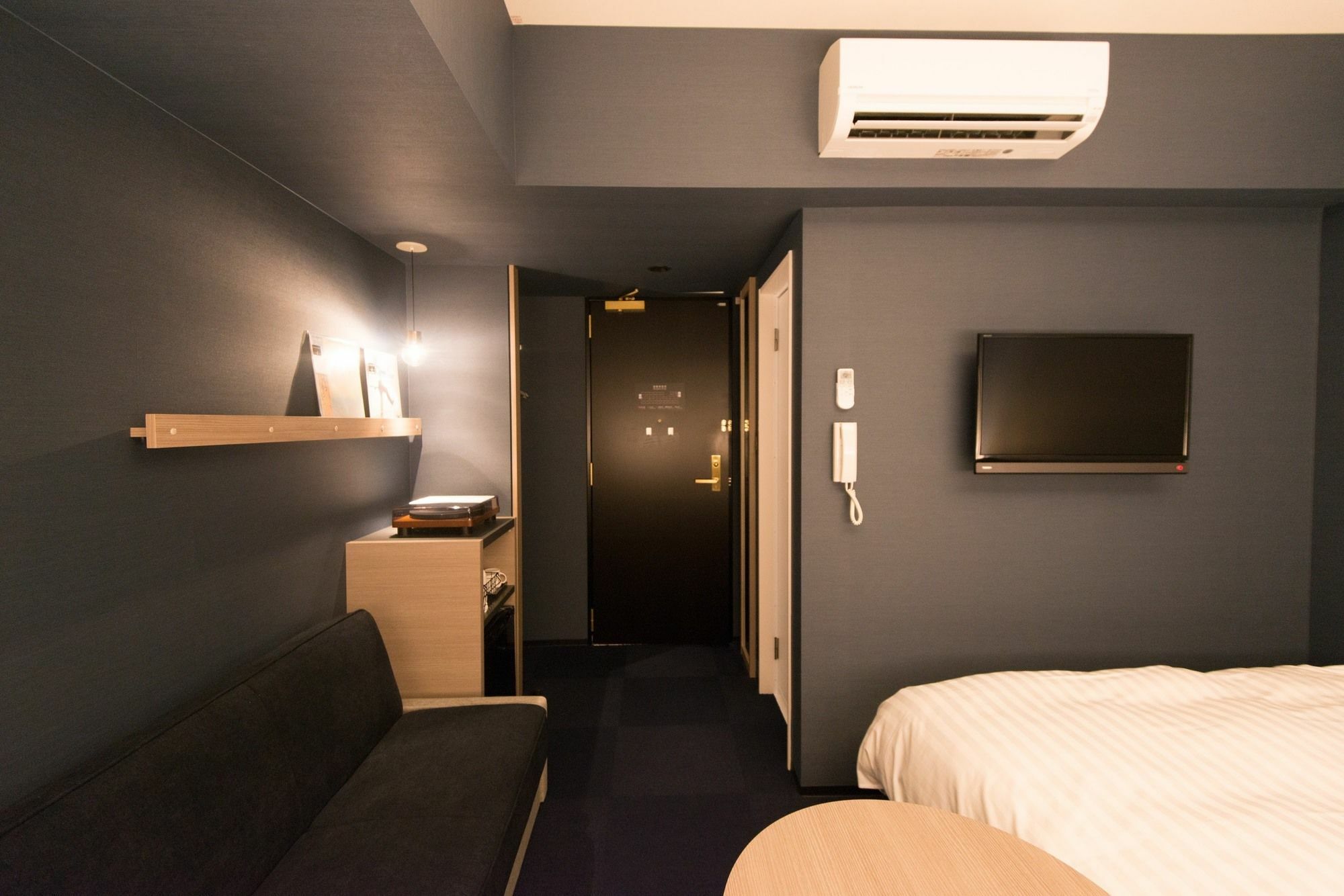 Hotel She, Osaka Luaran gambar