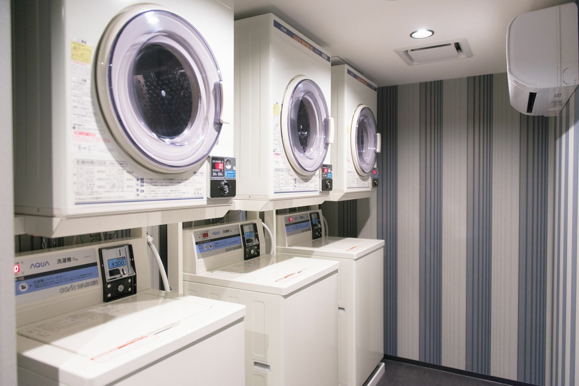 Hotel She, Osaka Luaran gambar